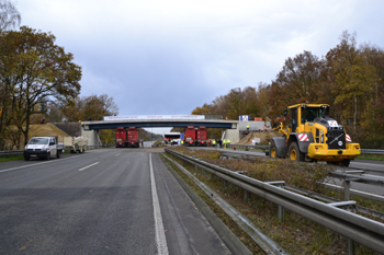 A3 Autobahn Emmerich Elten Verbundbrcke selbstfahrendes Transportgert 78