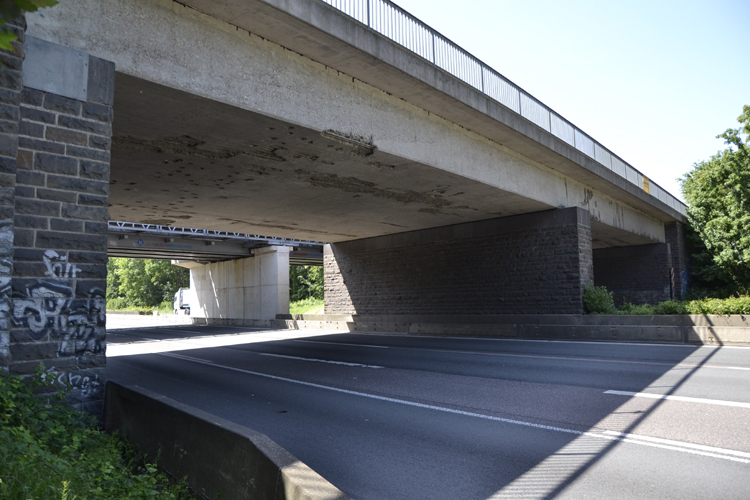 A4 Autobahn berfhrung Kln Gremberghoven Ostheim Frankfurter Strae Bundesstrae B8  51