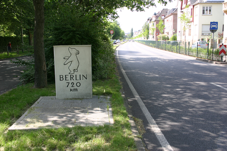 Berliner Br Kilometerstein Baden-Baden Bundesstrae B500 6