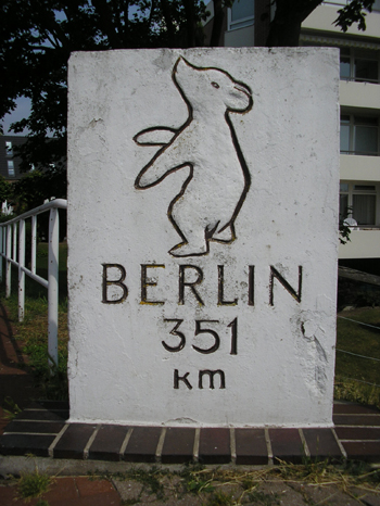 Kilometerstein Berliner Br Grmitz