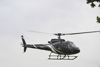 Tour de France Hubschraubereinsatz Helikopter Deutschland Autobahnsperrung A 57 Anschlustelle Kaarst Bttgen Neuss 60