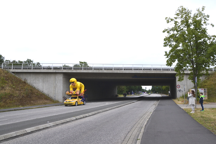 Tour de France Radrennen Rhein-Kreis-Neuss gesperrte Autobahn A 57 Kaarst Bttgen 14