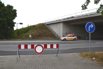 Tour de France Rhein-Kreis-Neuss gesperrte Autobahn A 57 Kaarst Bttgen Werbekolonne 77
